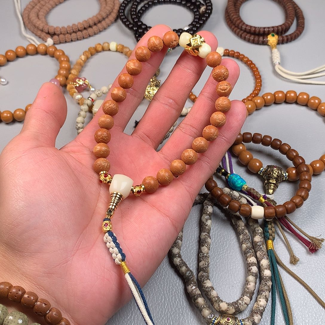 凤眼菩提吊坠。。。。。。。。。。。