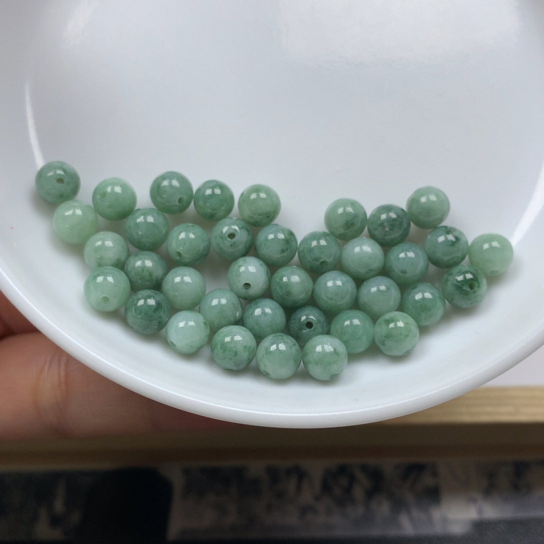 翡翠散珠卡6➕。35➕3颗。单圈量 