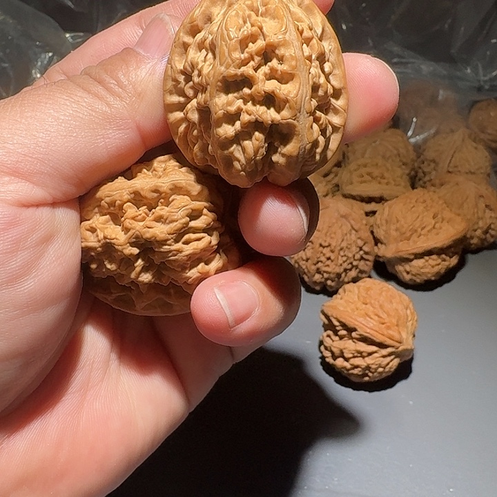 老***叫文玩核桃把件承德粗筋