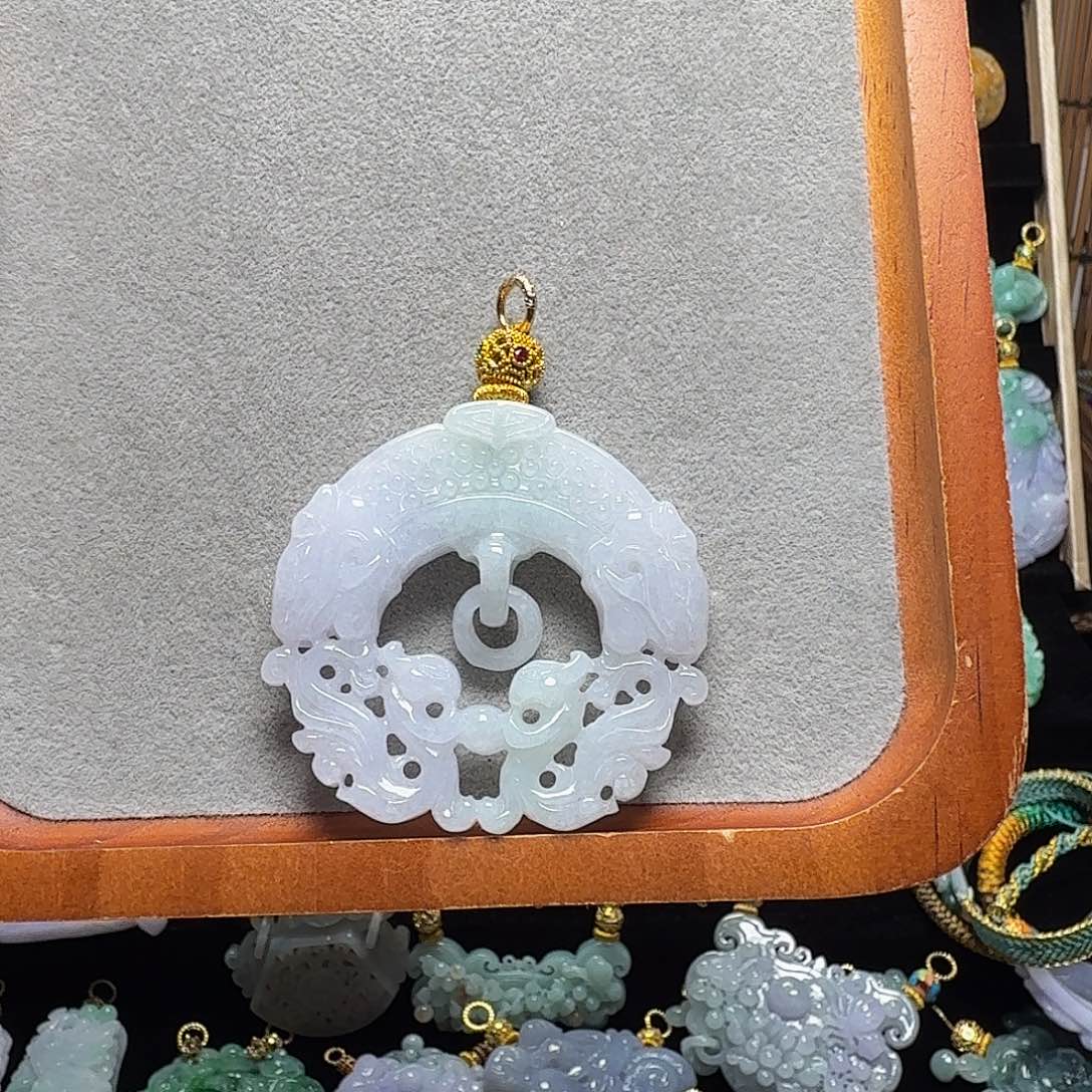 吊坠(赠链)未镶嵌翡翠