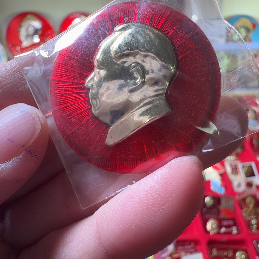 东***爸铝徽章一枚给老铁……