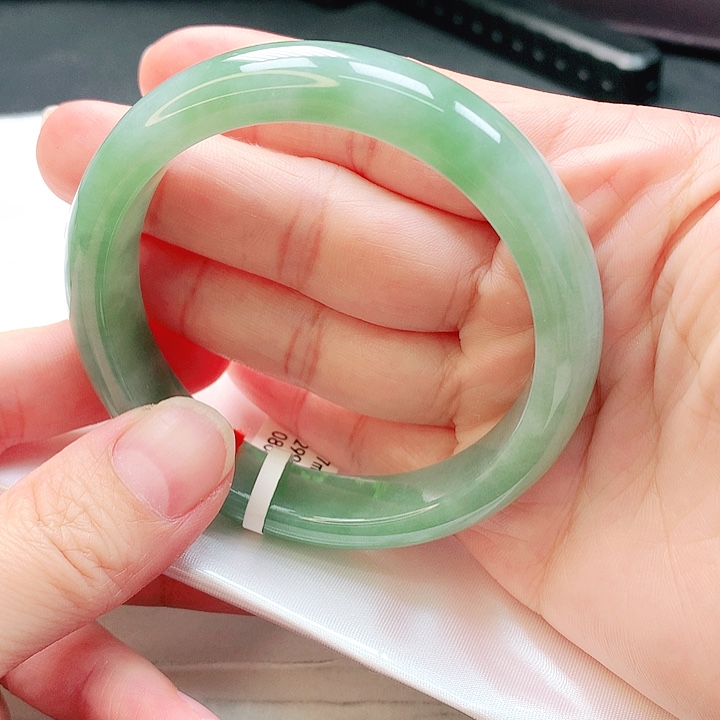 翡翠手镯未镶嵌手镯57