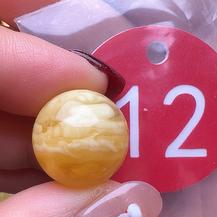 蜜蜡裸石未镶嵌微瑕16m m