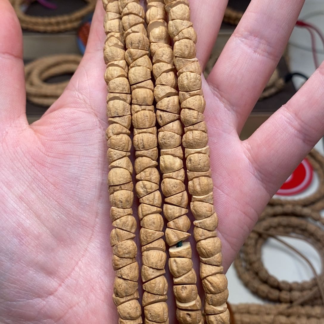 柏香籽/百香籽吊坠