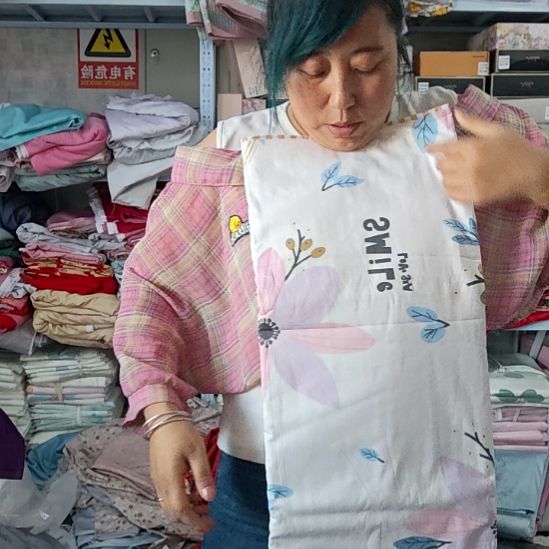 棉纯棉被套尺寸2×2.4。