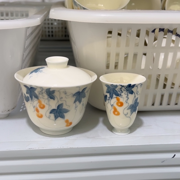 两件套哈哈哈哈哈哈哈