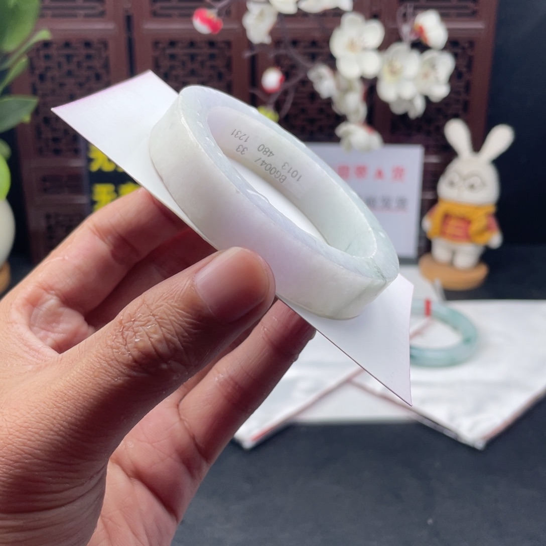 定制翡翠未镶嵌翡翠手镯定制