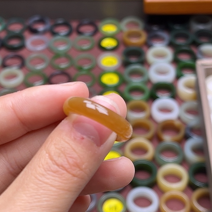 和田玉戒指未镶嵌16码橘糖