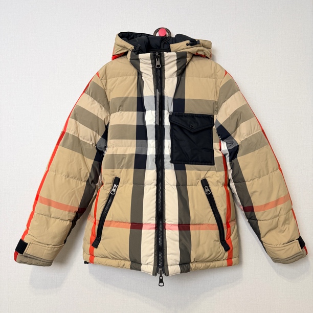 未使用 BURBERRY/博柏利 双面穿经典格纹羽绒服/S/编号12001