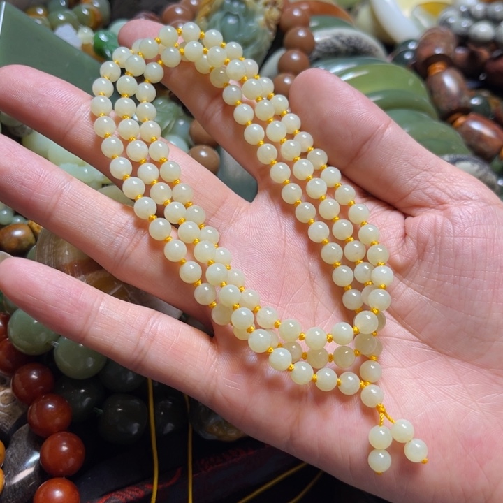 岫岩老玉（透闪石质玉）未镶嵌颈饰