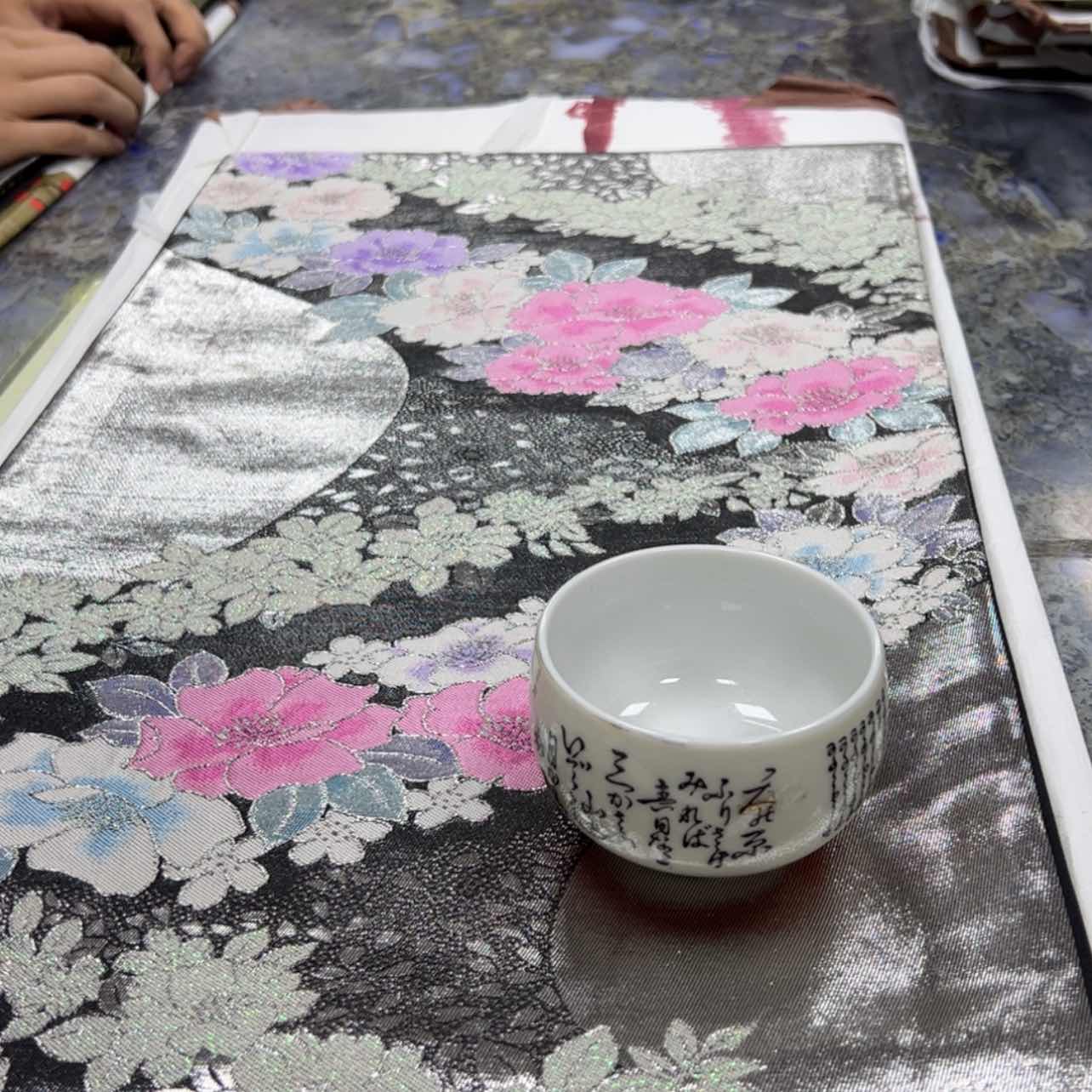 【闪购商品】楼*渊陶瓷马克杯带盖勺