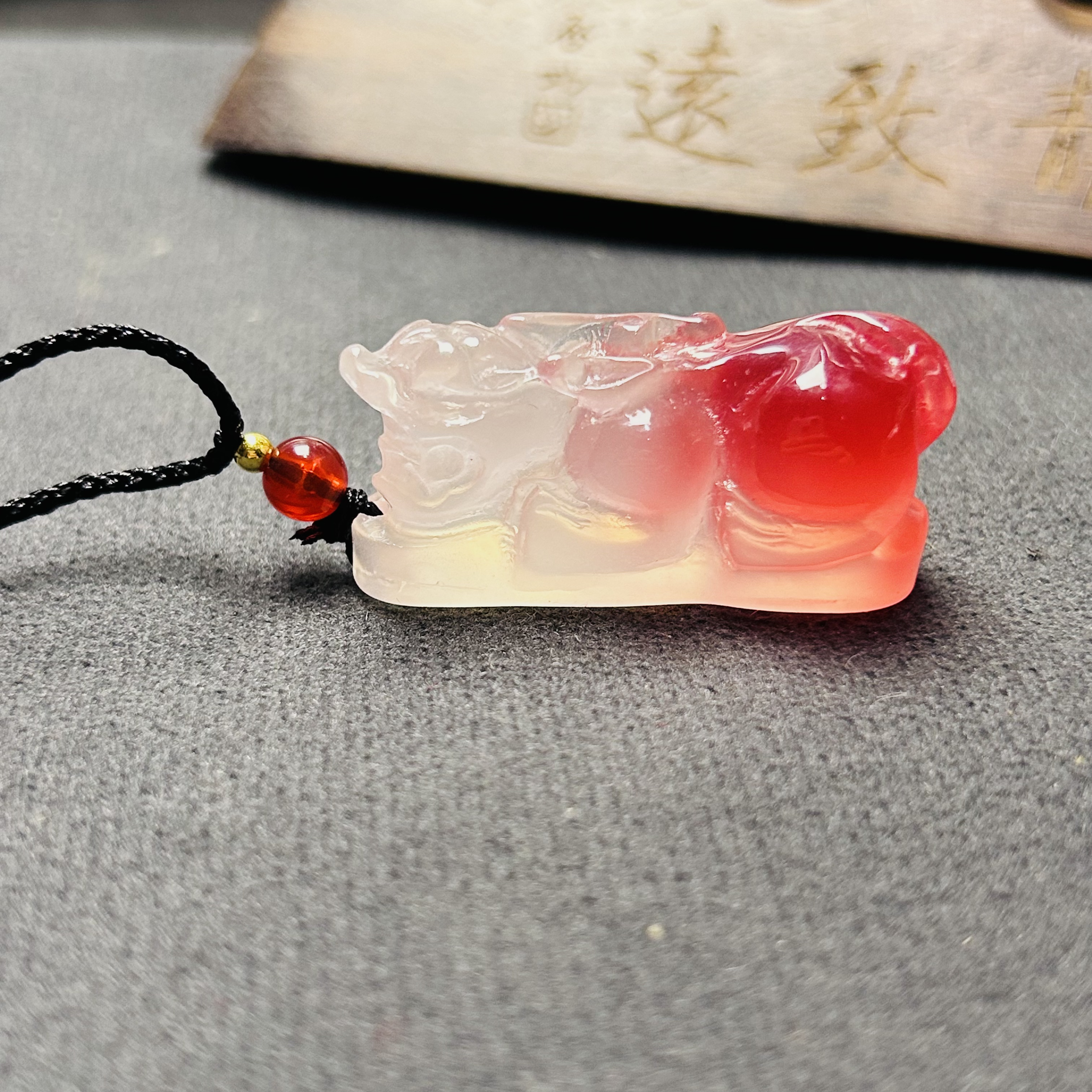合金吊坠 精美貔貅会变色吊坠/含绳