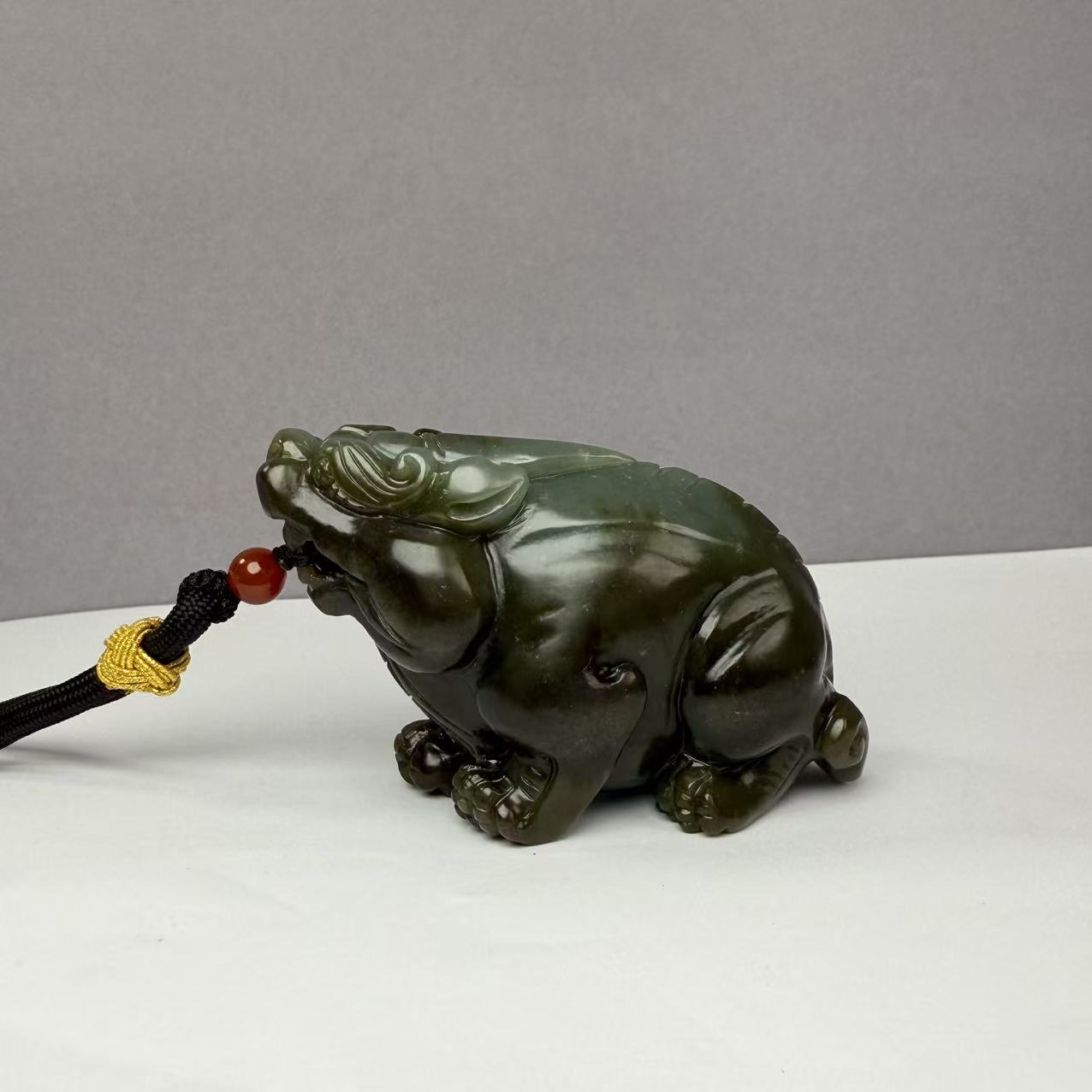 A229 和田玉糖玉貔貅小摆