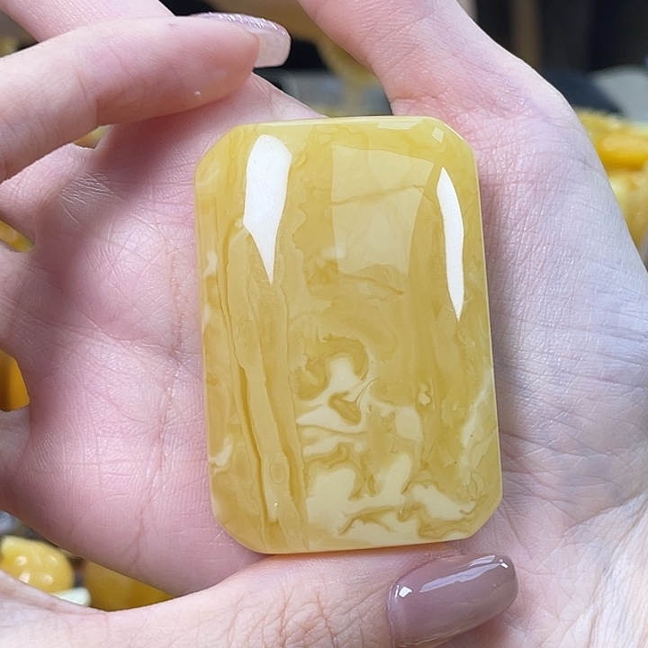 琥珀未镶嵌珠宝奇石琥珀蜜蜡J10