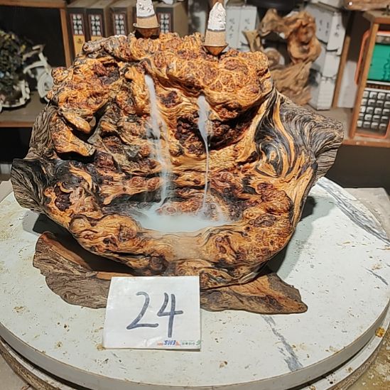艺***园松木24北沉香琥珀木天然造型山水摆件
