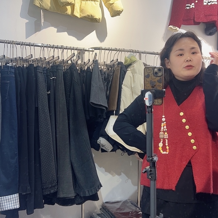 红色两件套timi家