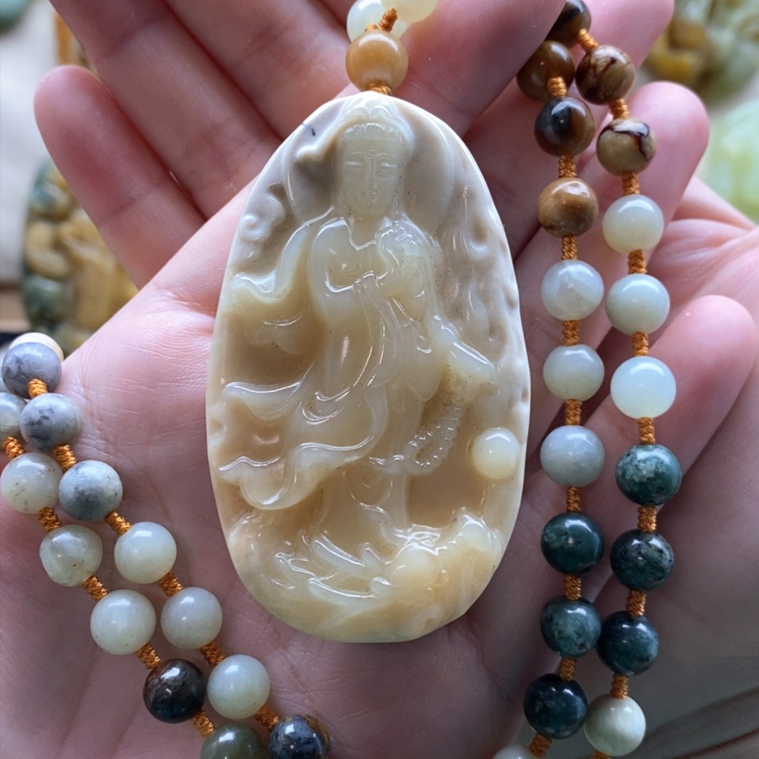 【闪购商品】岫玉颈饰未镶嵌观音