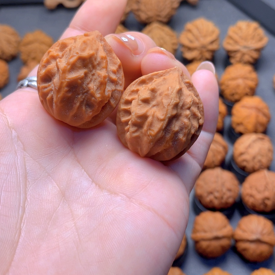 大***&核桃文玩把件小龙脊棱有修