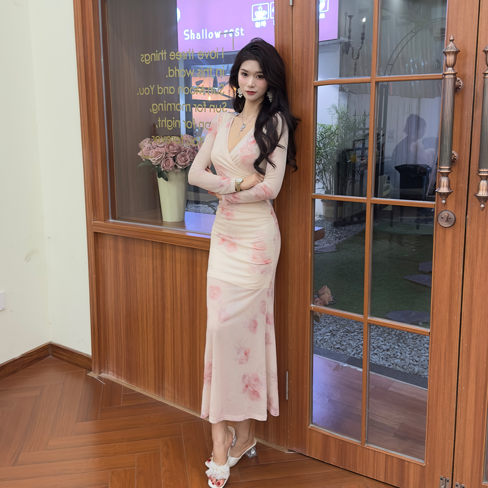 V领夏季高腰小众设计师网纱印花长袖连衣裙