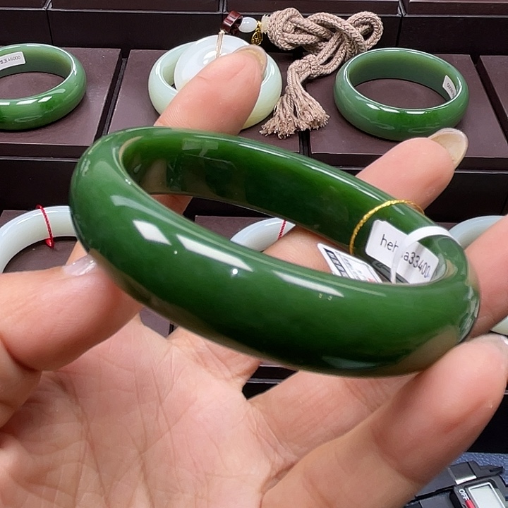 和田玉（碧玉）未镶嵌手镯61圈口可带