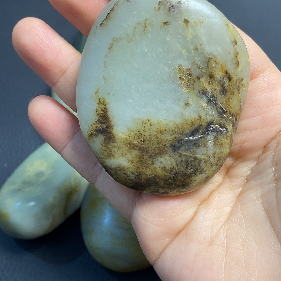 名***剑和田玉未镶嵌挂件