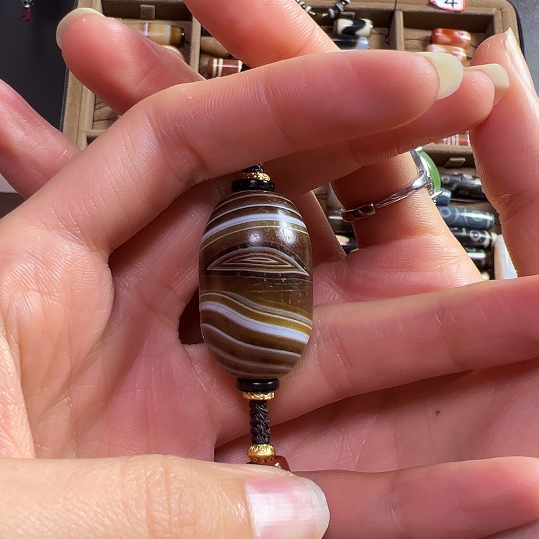 谈***云玛瑙/玉髓未镶嵌颈饰