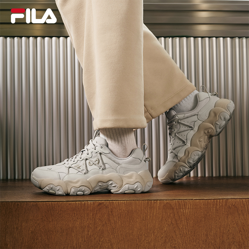 FILA斐乐女鞋老爹鞋【猫爪6代】冬季新款黑色休闲鞋女鞋F12W542137F