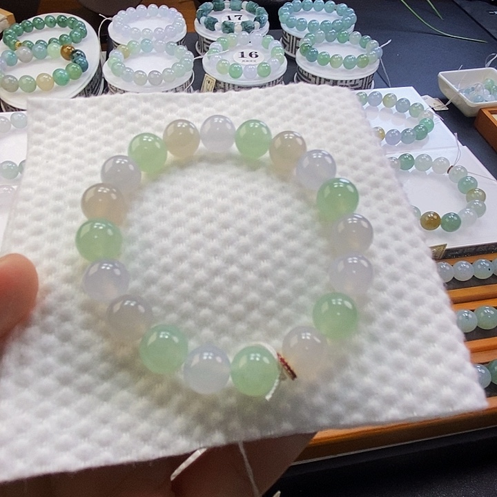 定制翡翠未镶嵌翡翠卡10