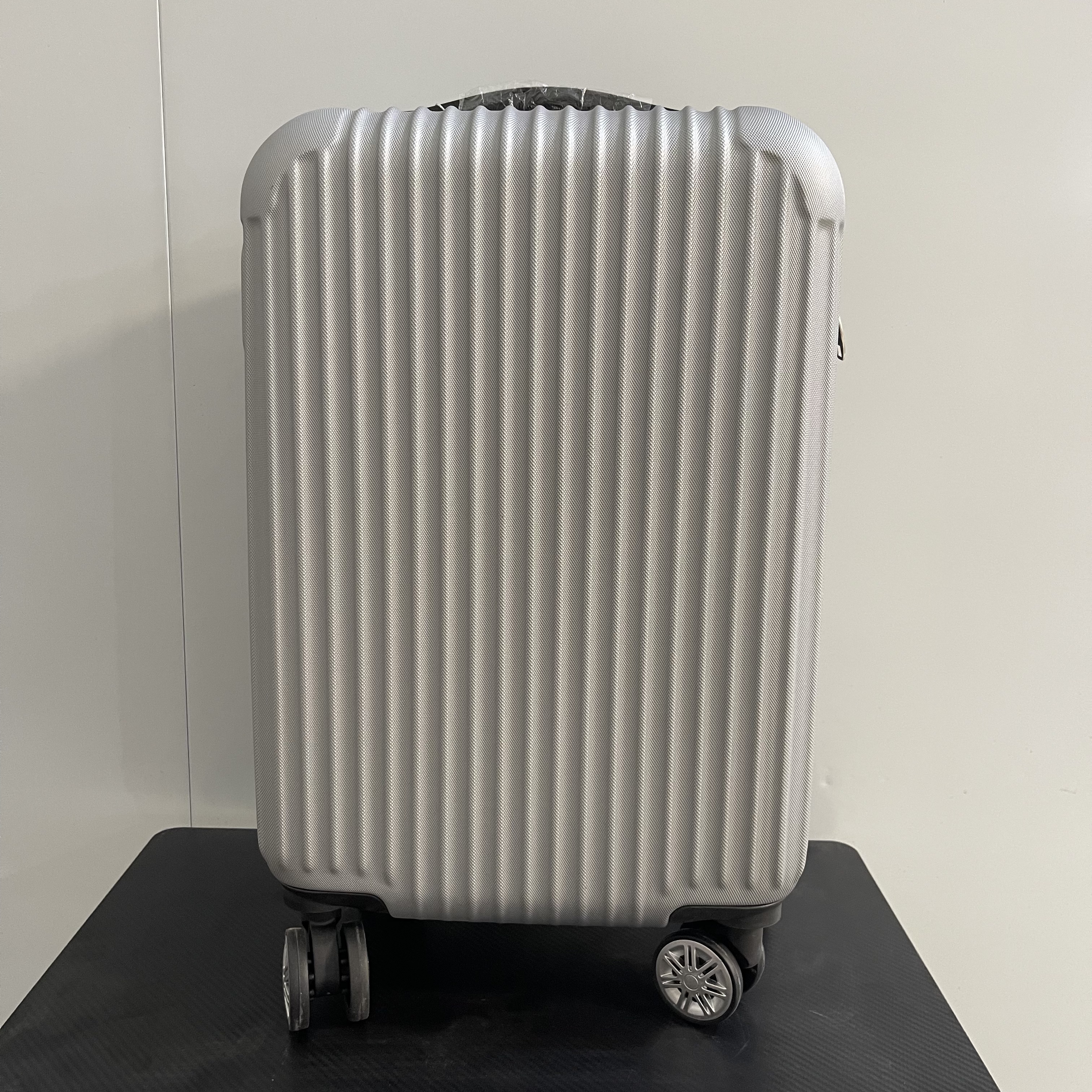 25年新款行李箱多功能化妆箱D9