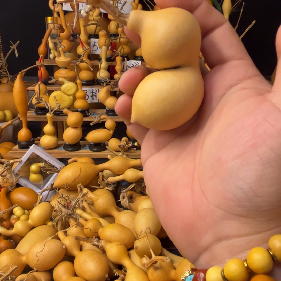 崖***柏我的小伙伴都在等你的回复