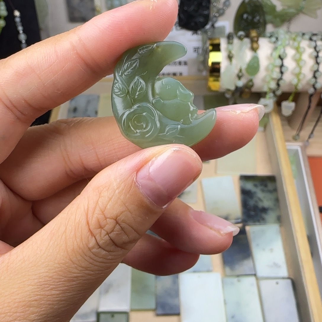 蛇纹石玉岫玉未镶嵌