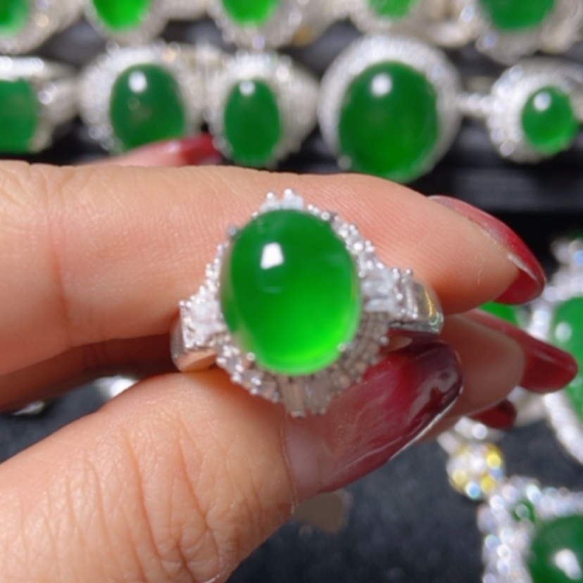 【闪购商品】翡翠颈饰未镶嵌翡翠