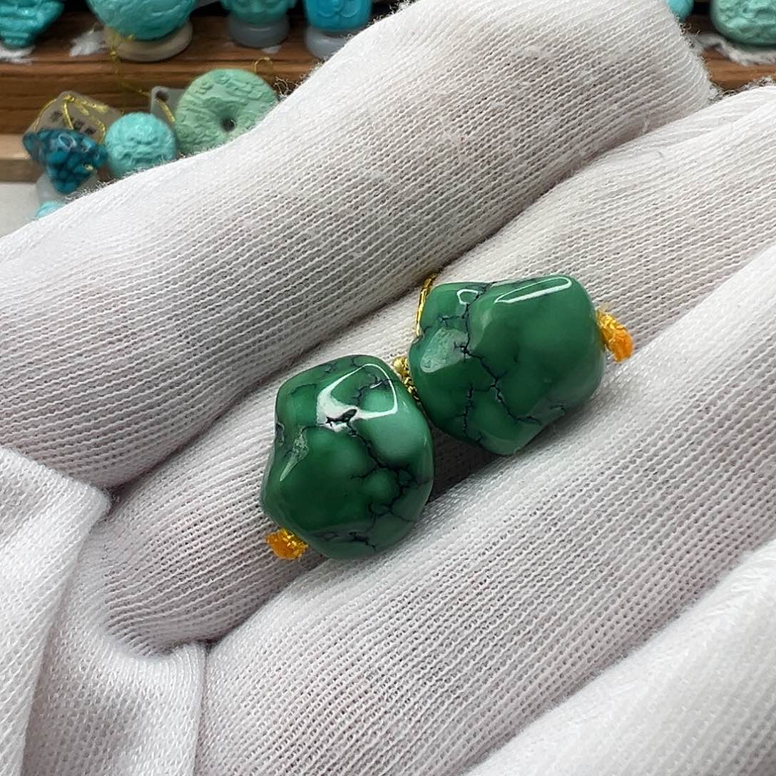 绿松石配饰未镶嵌