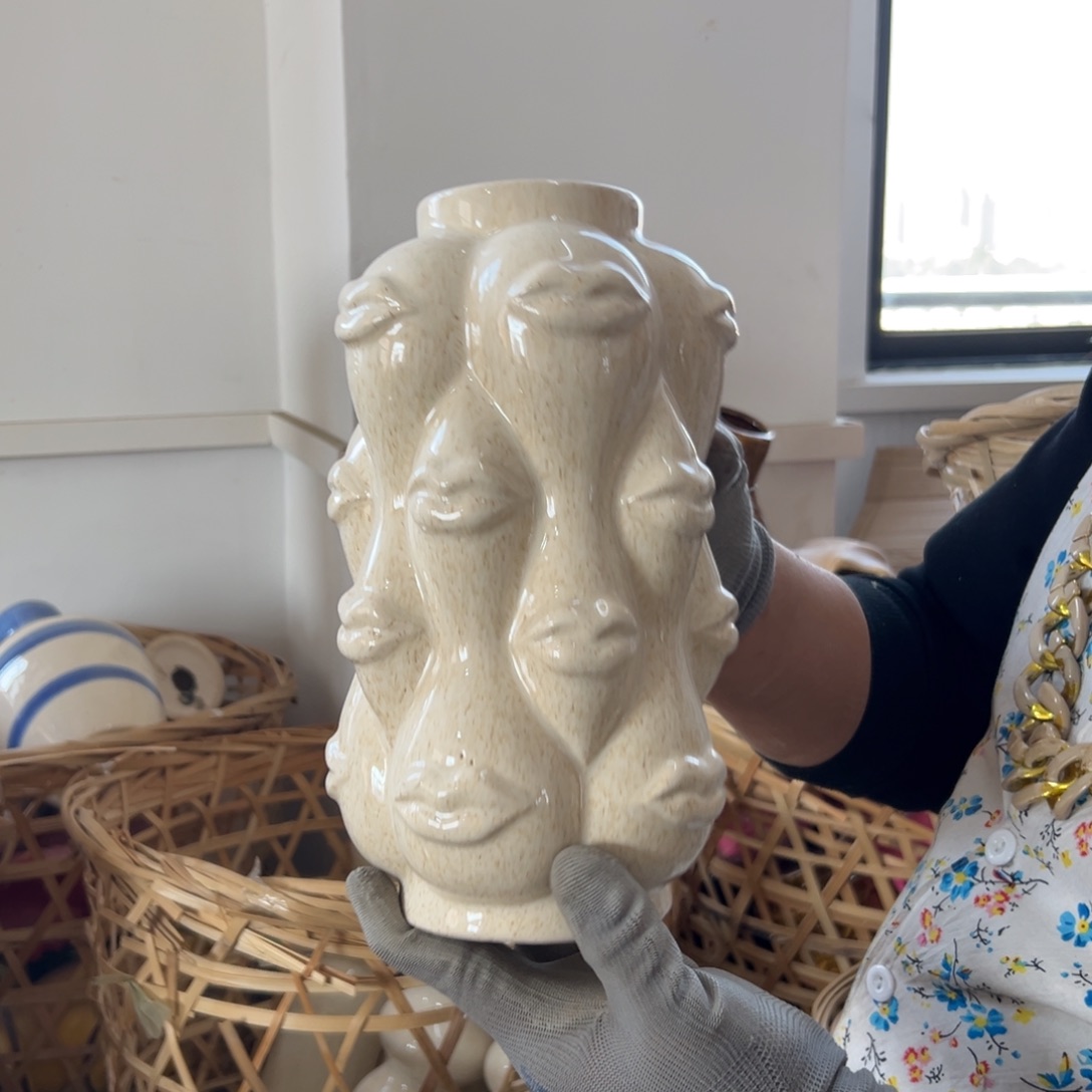 摆件1号高中低温陶瓷工艺瓶（部分微瑕）