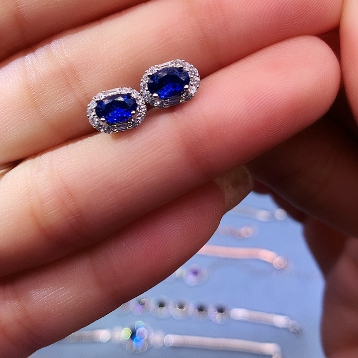 蓝宝石耳饰银S925镶嵌