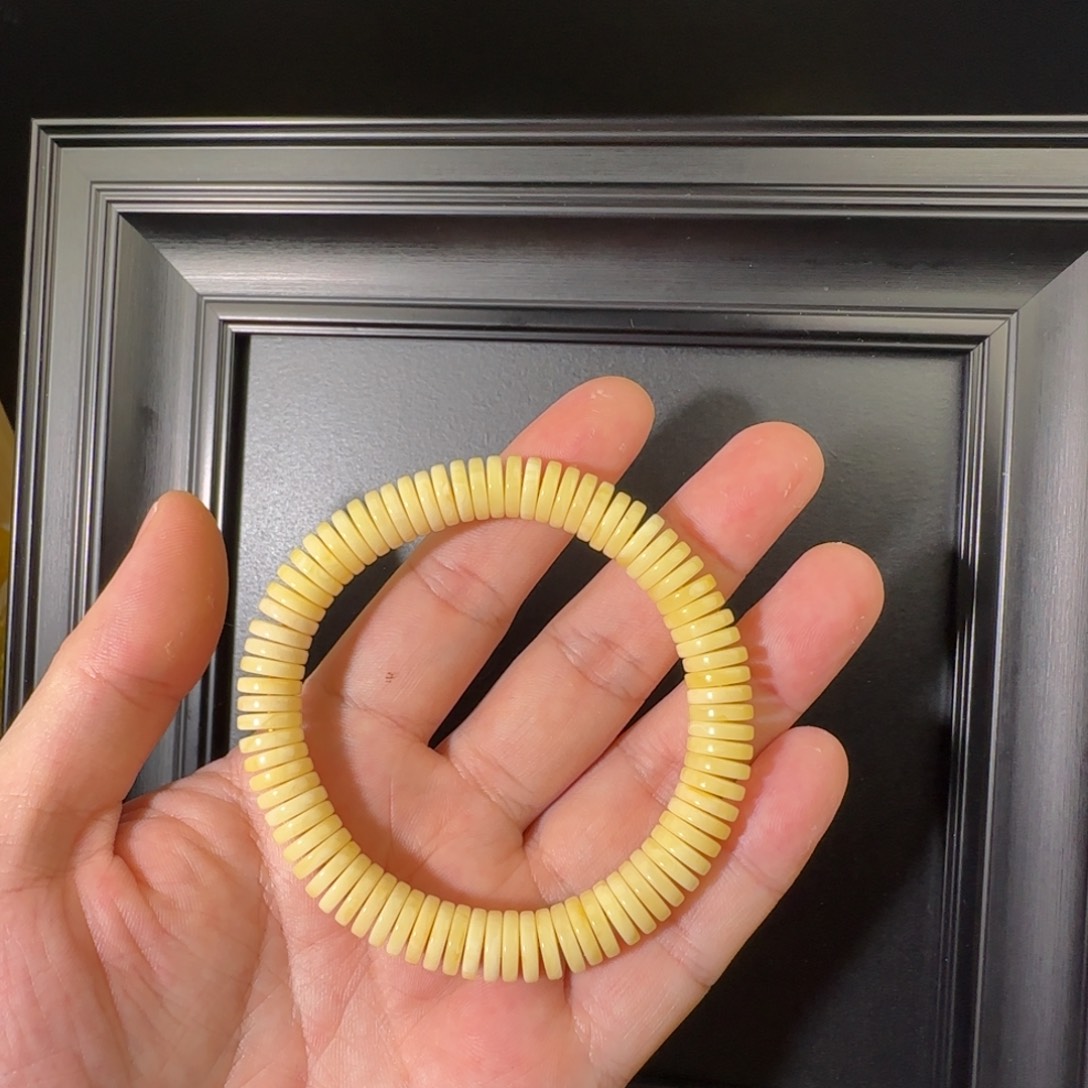 沐***黎琥珀未镶嵌手串手串014