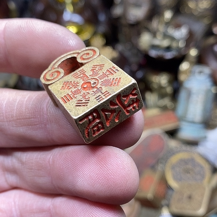 ****蘼小杨推荐铜物件一个