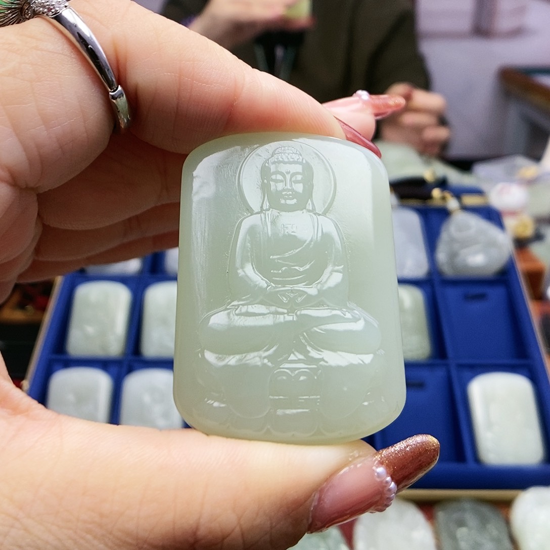 【闪购商品】和田玉颈饰未镶嵌甘*