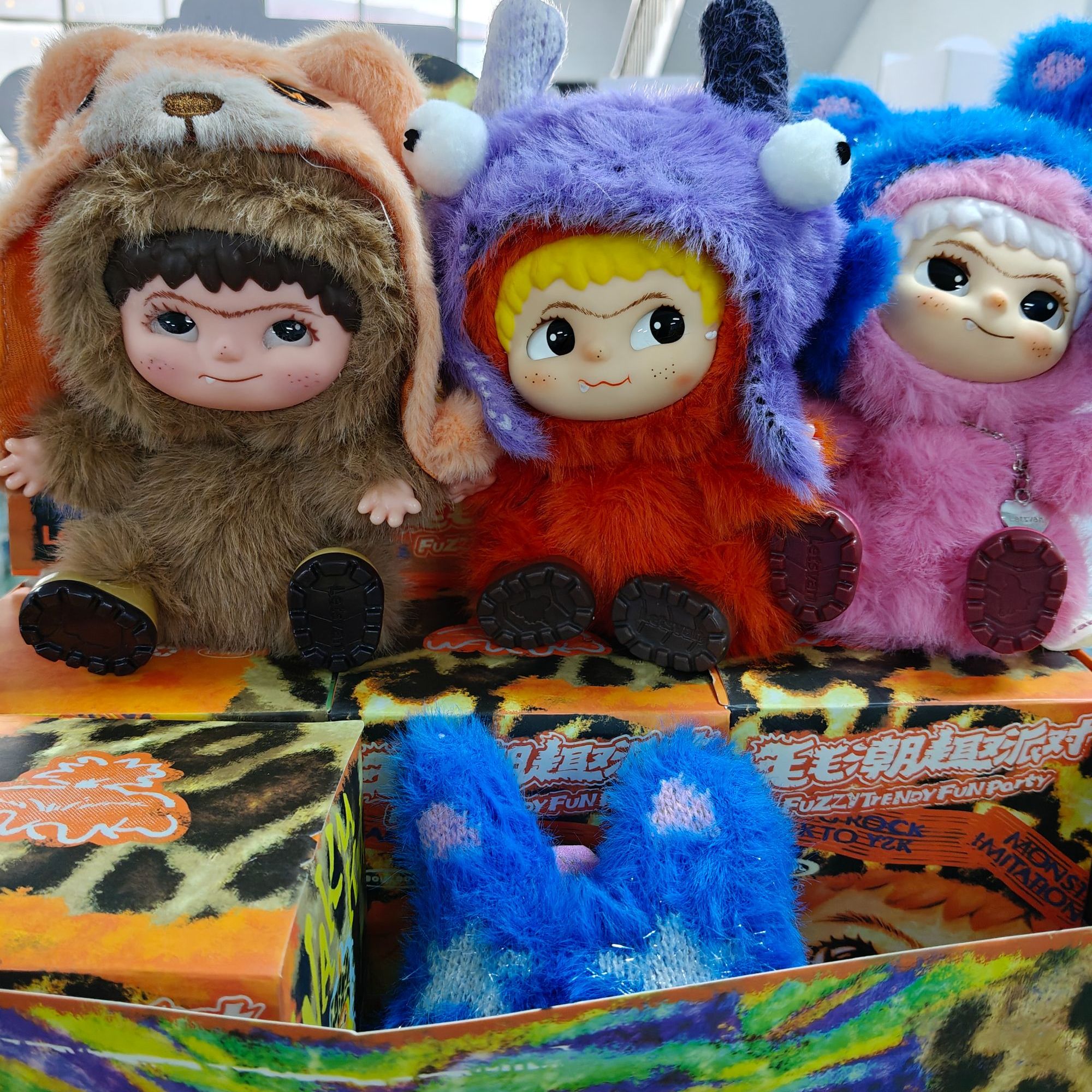 毛绒手办公仔玩偶