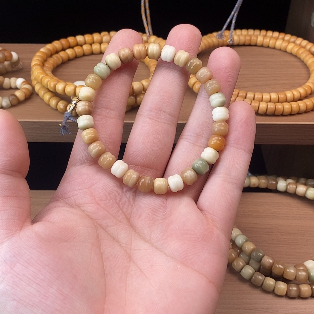 龙脊菩提吊坠汉堡