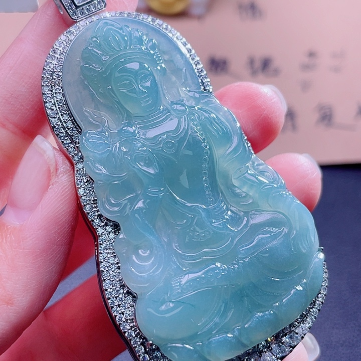 翡翠吊坠(不含链)未镶嵌