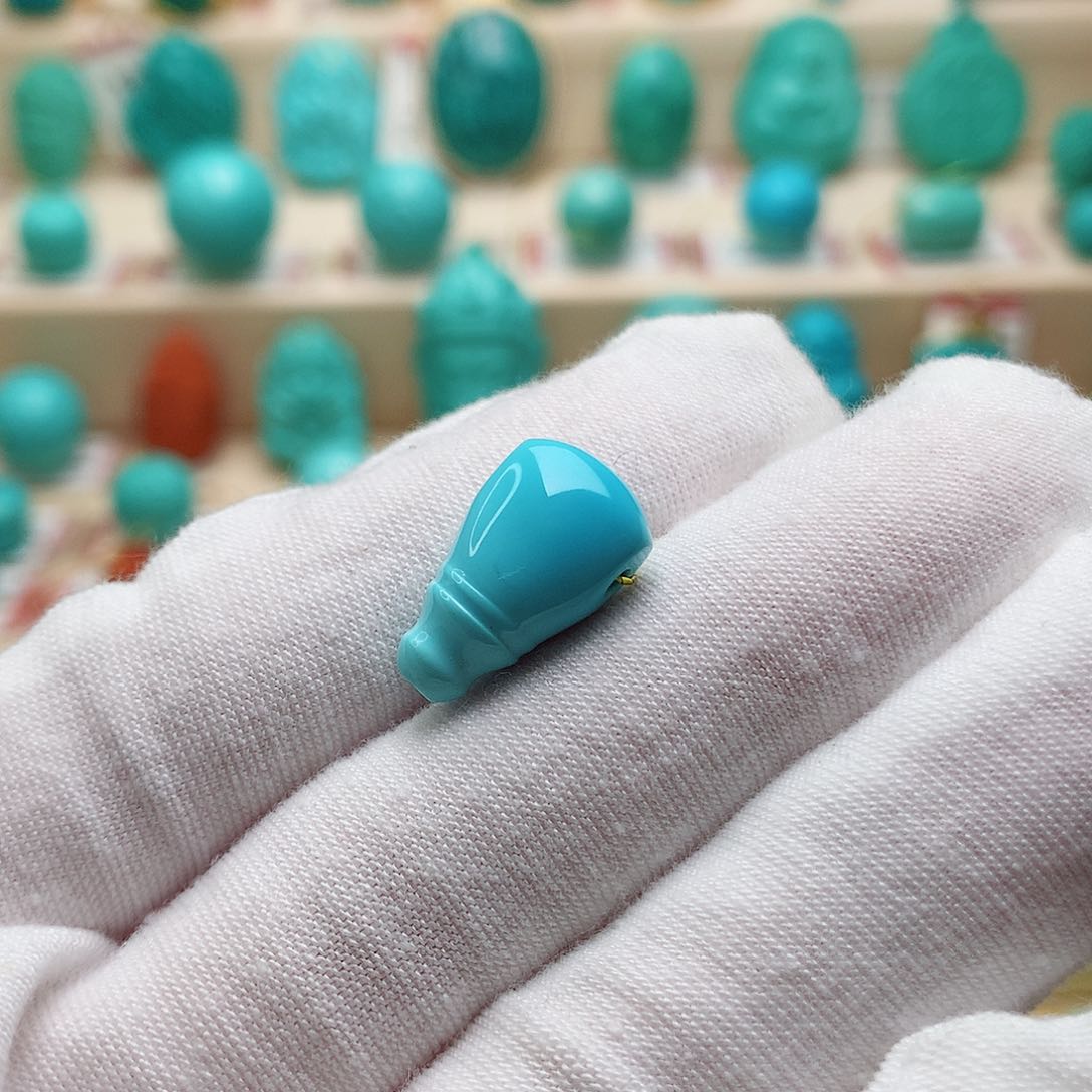 绿松石配饰未镶嵌