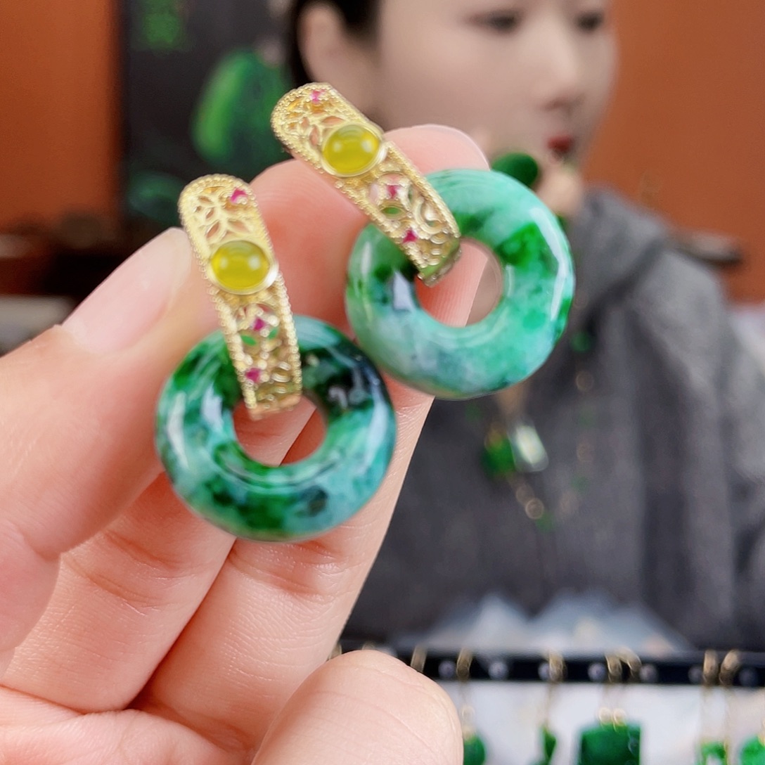 翡翠未镶嵌耳饰饰品