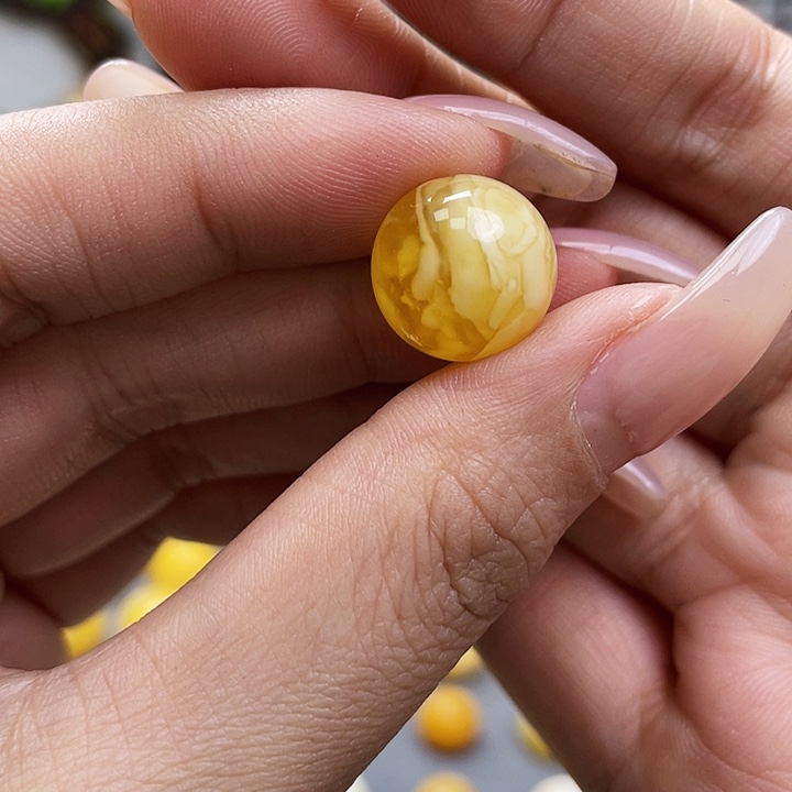 琥珀裸石未镶嵌单珠尺寸14mm带粉点