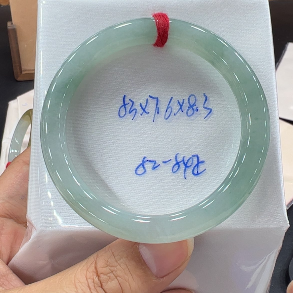 【闪购商品】翡翠手镯未镶嵌翡翠