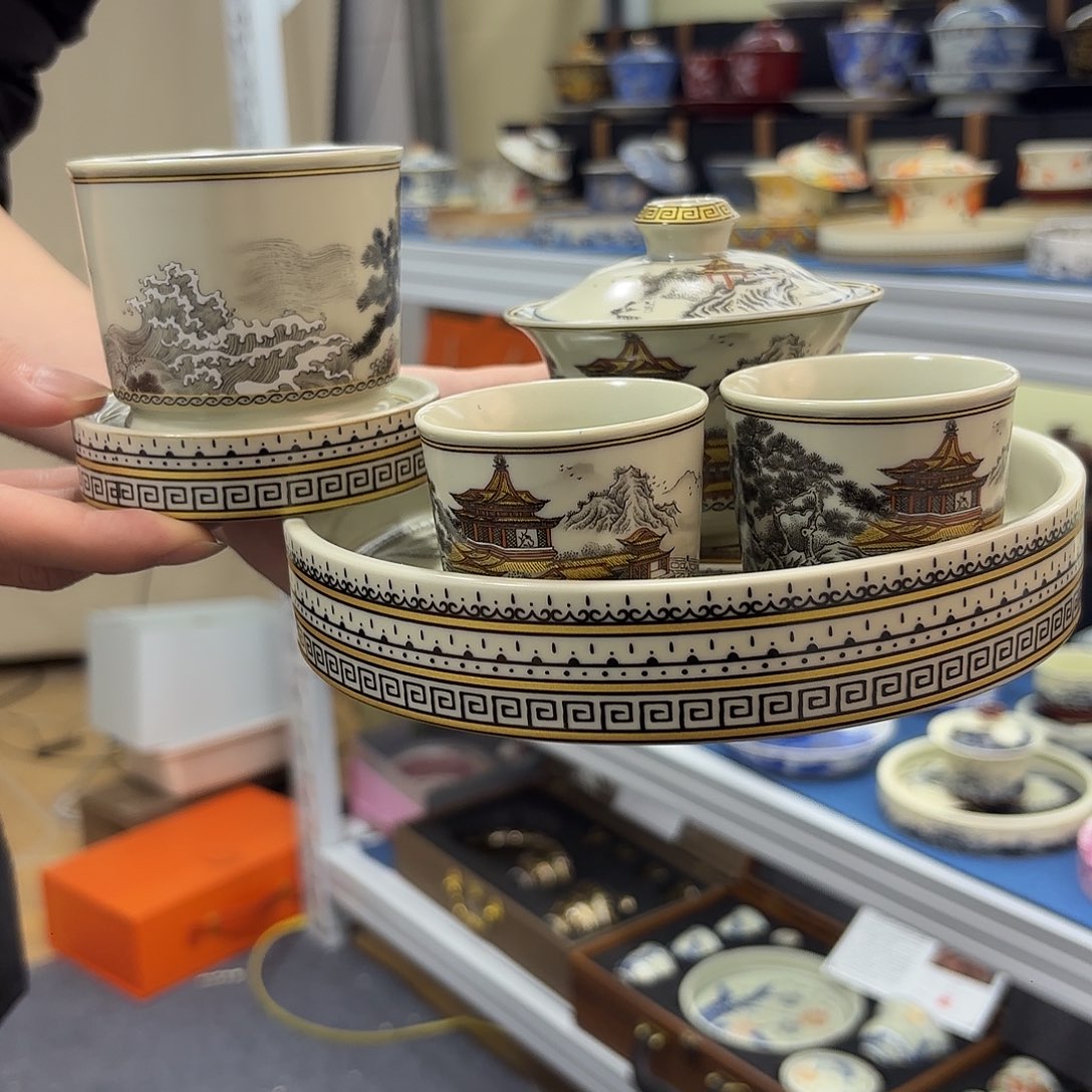 纯纯粹粹的喜欢你的人