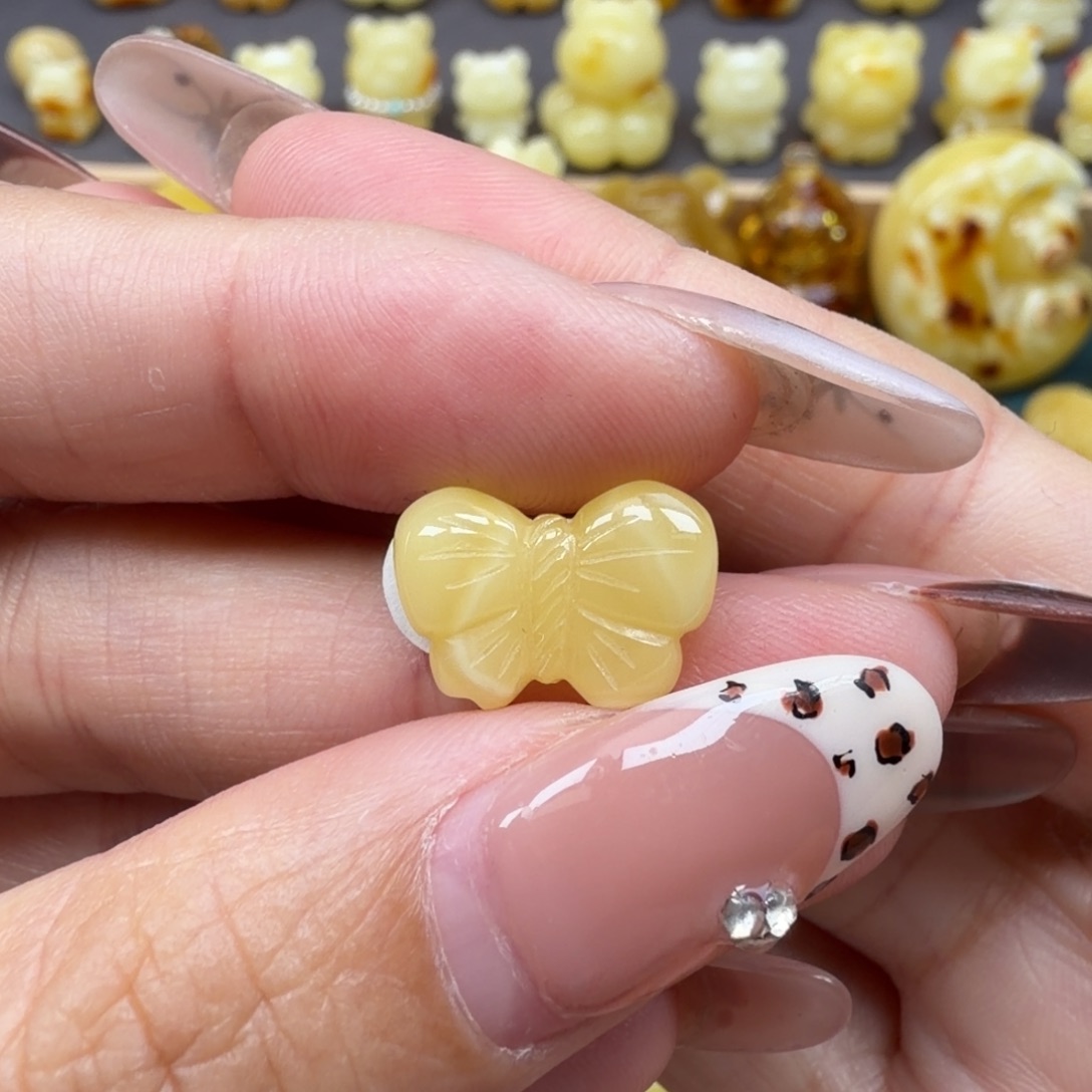 琥珀未镶嵌裸石蜜蜡