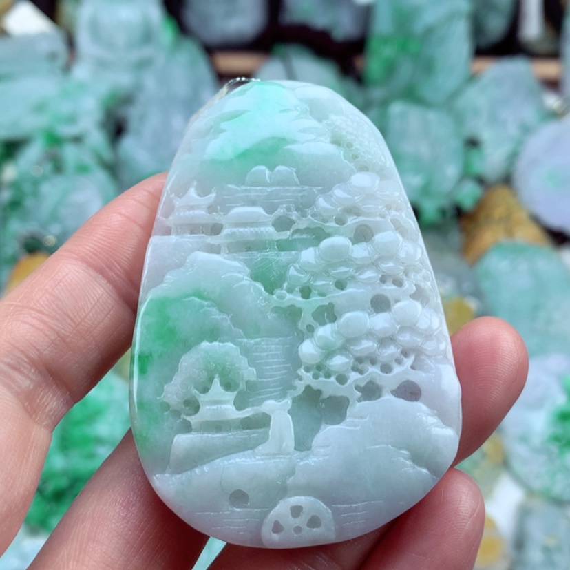 【闪购商品】翡翠吊坠(不含链)未镶嵌