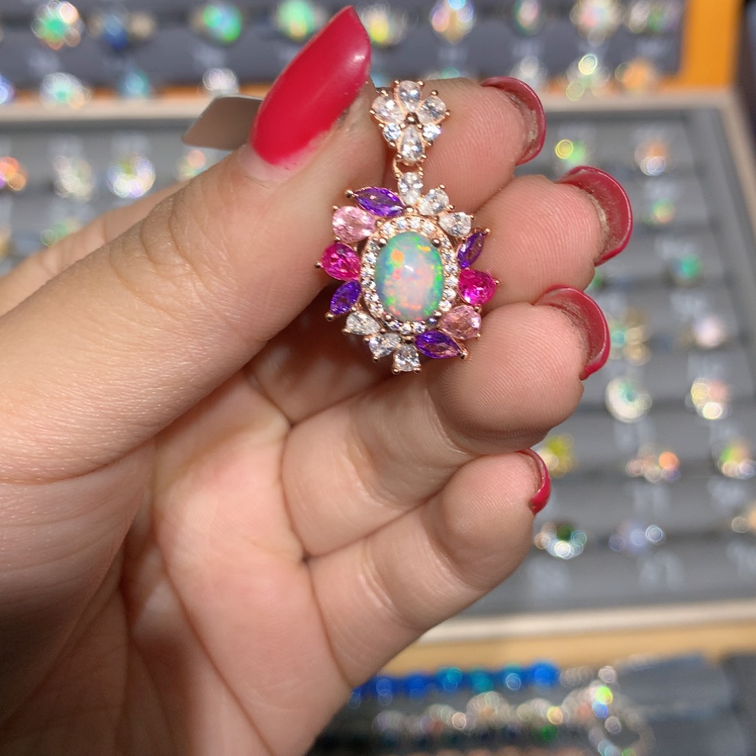 银S925镶嵌欧泊欧泊福利吊坠l