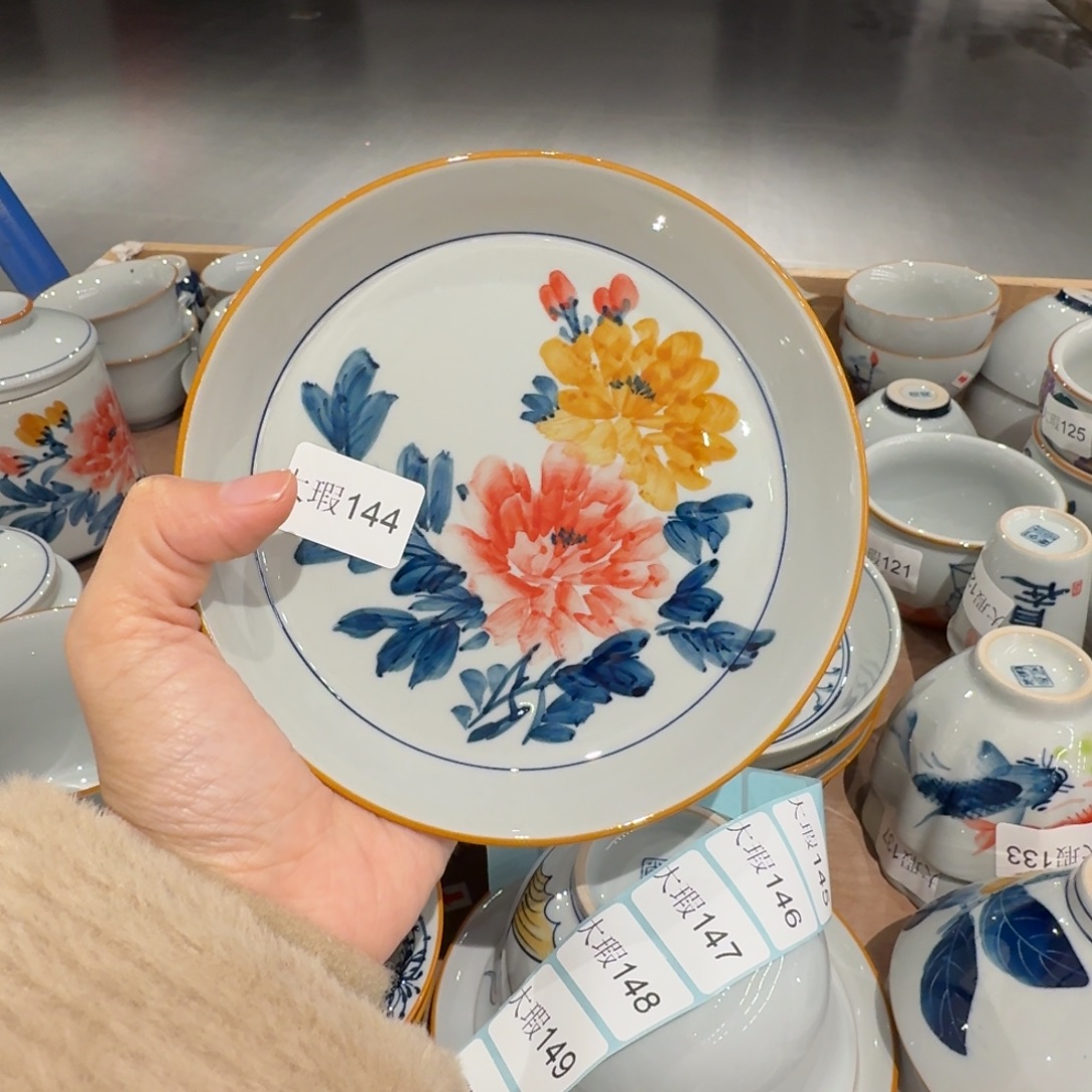 釉下手绘茶具微瑕